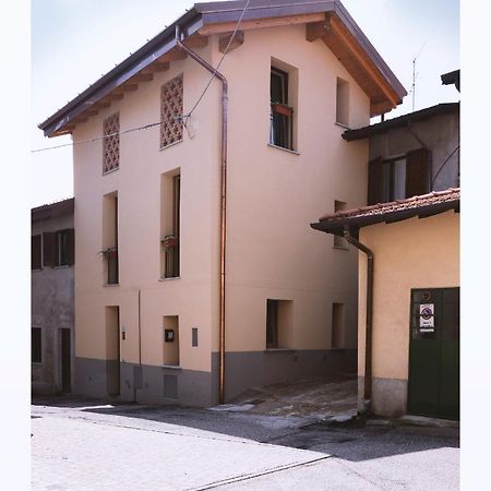 Al Salto Del Gatto Bed and Breakfast Schianno Εξωτερικό φωτογραφία